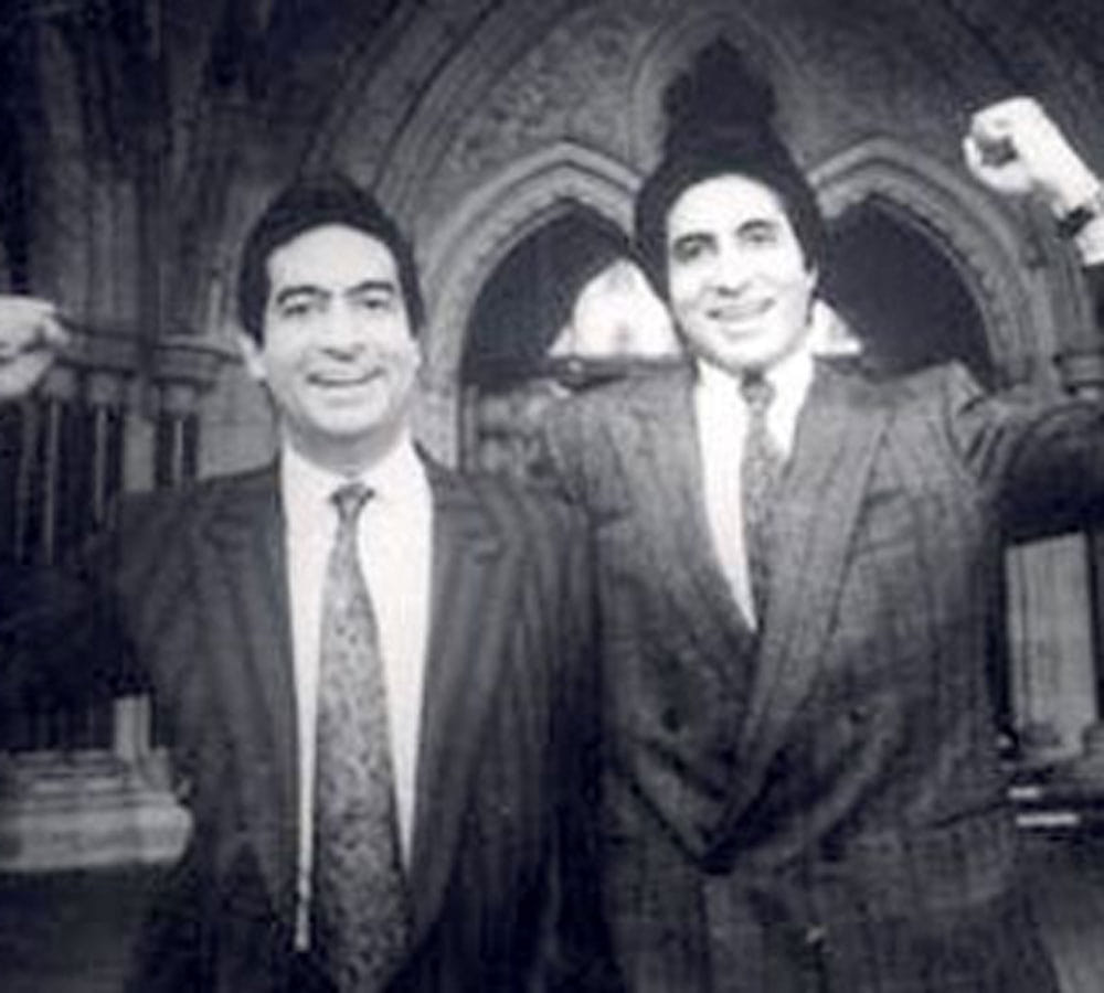 amitabh bachchan younger brother ajitabh bachchan very famous personality in london
