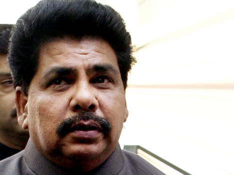 these 6 leaders were not as lucky like Maharashtra Chief Minister Devendra Fadnavis