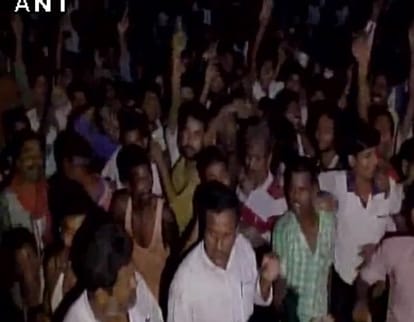 Bihar: Fire in bus, people burn alive