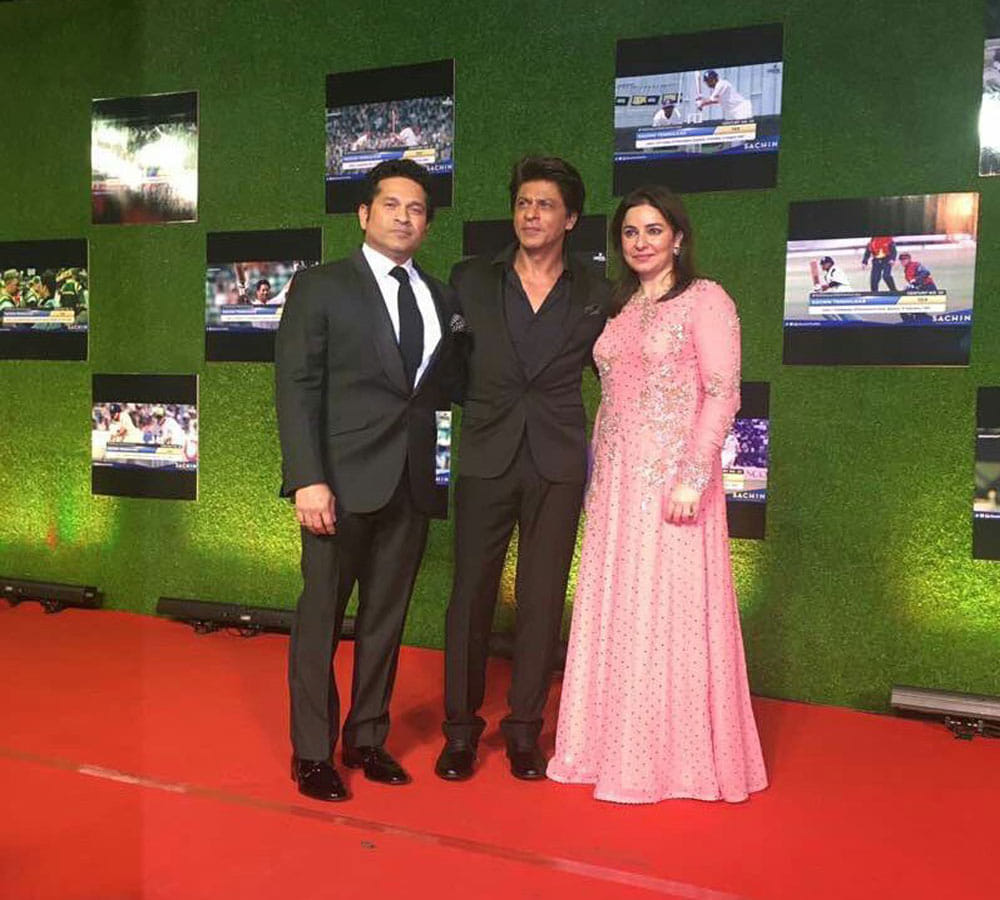 ShahRukh Khan, Virat Kohli Attend Sachin Tendulkar Biopic 'Sachin: A Billion Dreams' Premiere