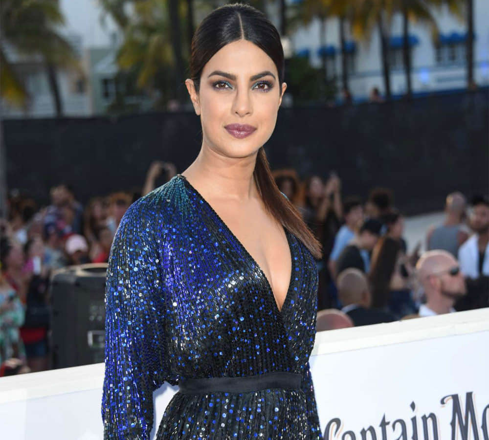Priyanka Chopra Looks Ravishing While Promoting Her First Hollywood Film 'Baywatch'
