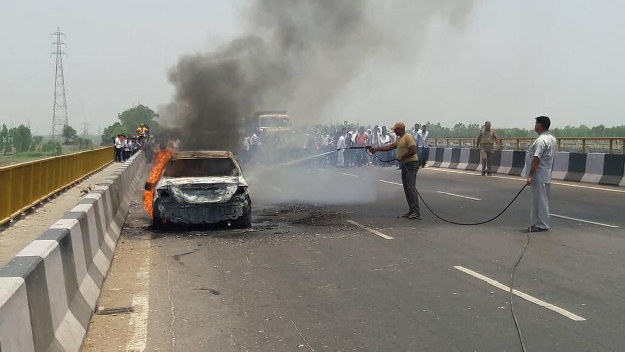 Fire car in Ganga Bridge.