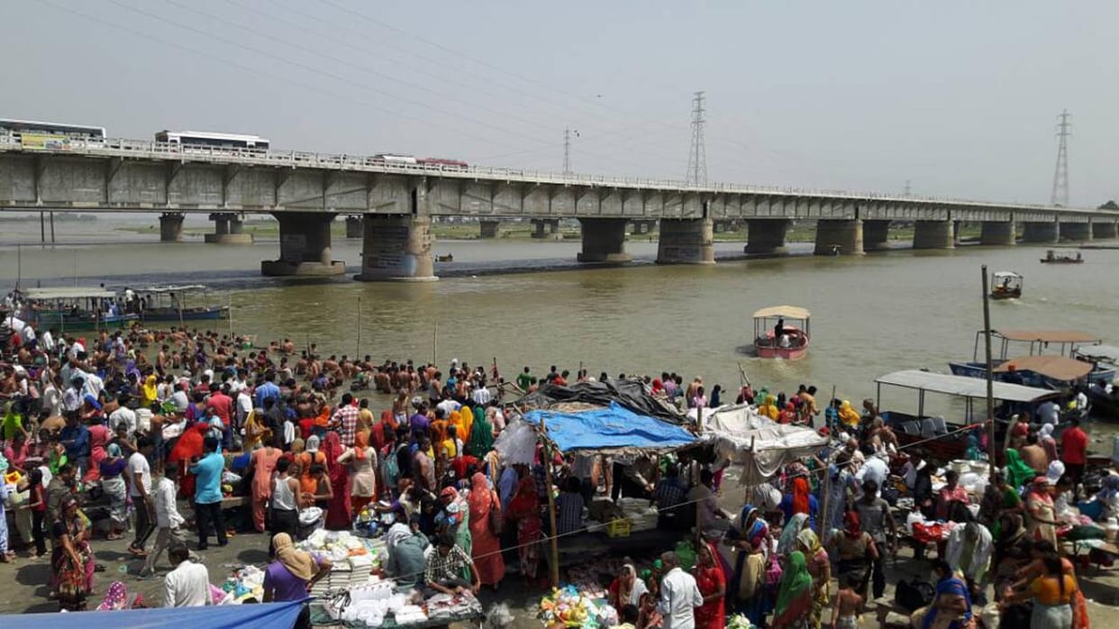 More than five lakh people dip into ganga.
