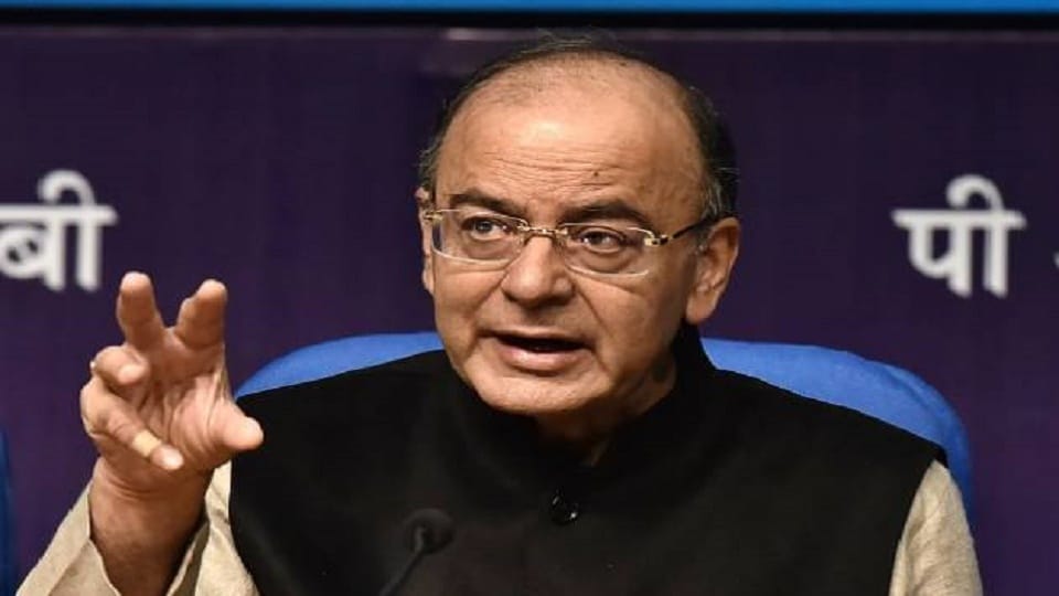 Defence Minister Arun Jaitley said Army free to take decisions in Jammu and Kashmir