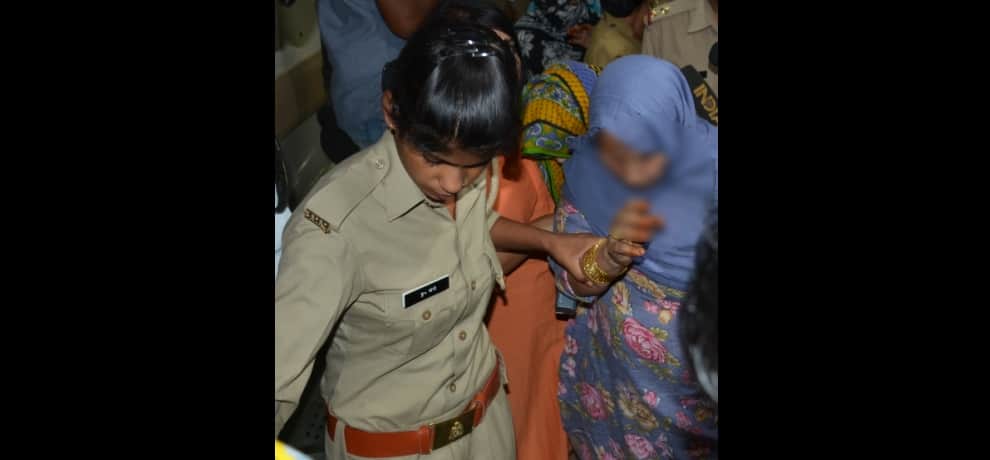  Criminals loot family, kill one person and allegedly rape 4 women in greater noida