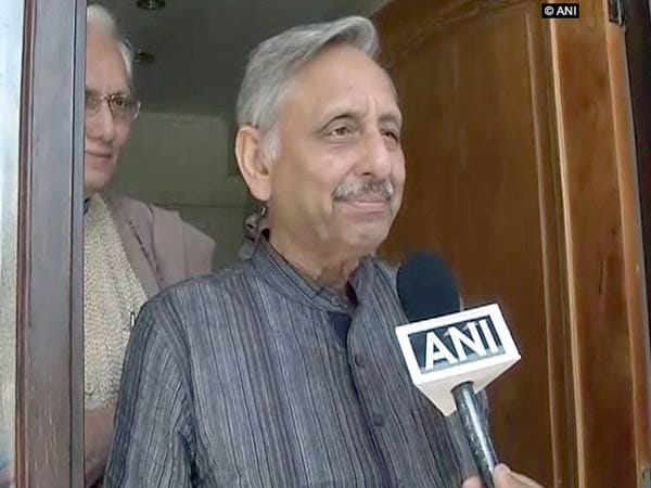Manishankar Aiyar initiates dialogue with Hurriyat leaders
