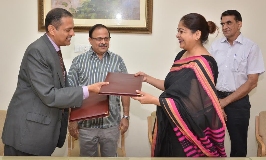 MOU for International Garment Exhibition