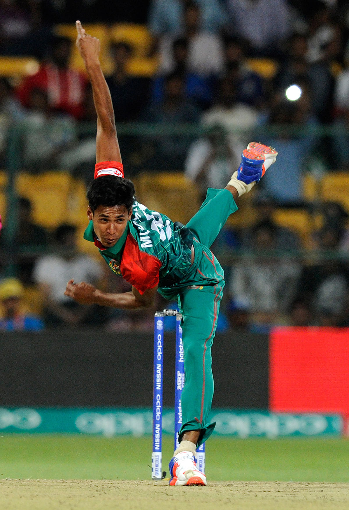 Bangladesh camp identifies Yuvraj Singh as India's weakest link