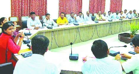 No one will carry dirty, contractor will become cleaner