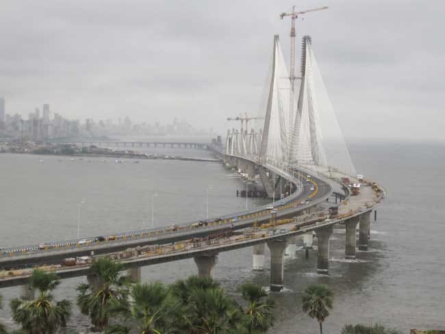 Top 5 Longest Bridges Above Water in India