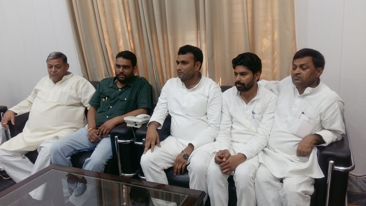 'Suspended Kotwal gets sued'