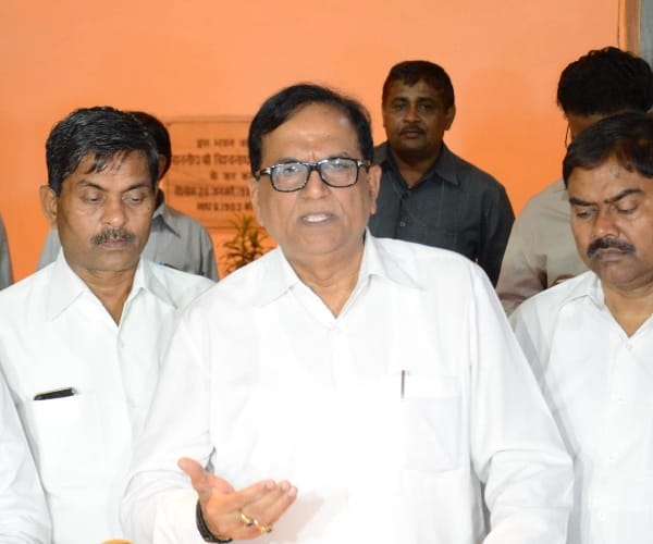 BSP representatives meet chief minister adityanath.