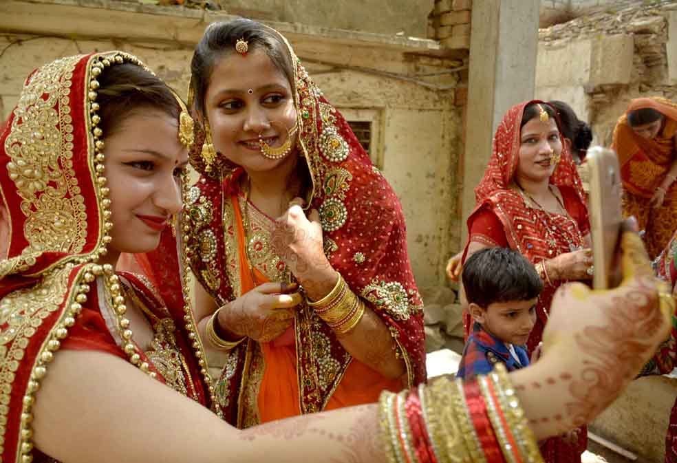 celebration on shani jaynti at varanasi