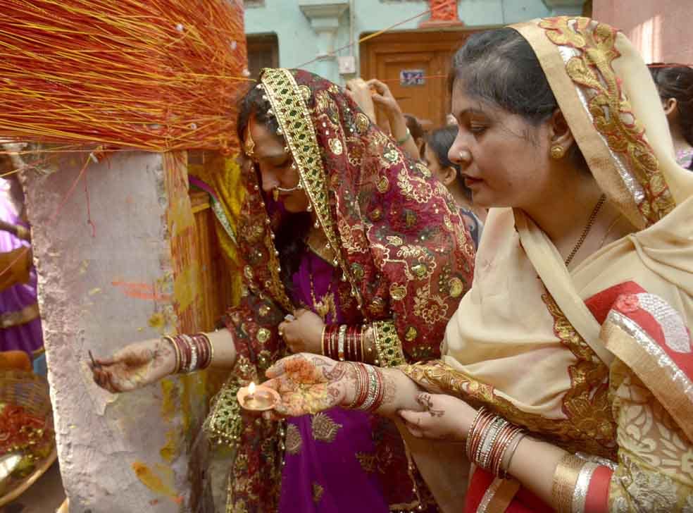 celebration on shani jaynti at varanasi
