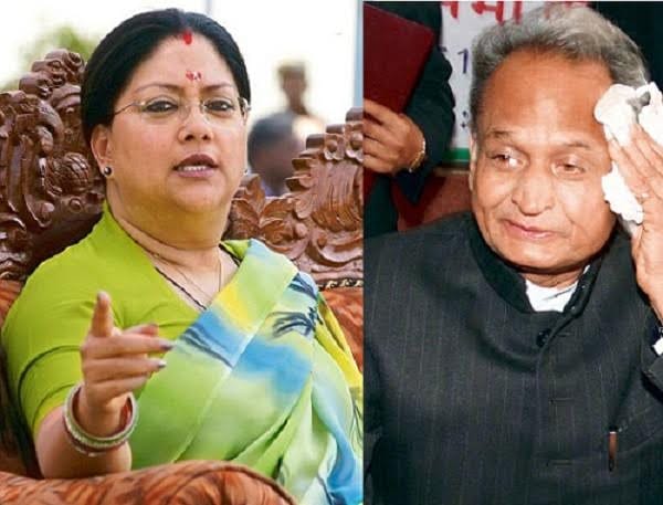 raje & gehlot face plane accident in rajasthan too 