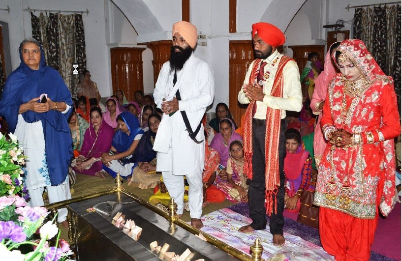 Tumarraj and Manpreet, tied in marital bond in Gurdwara