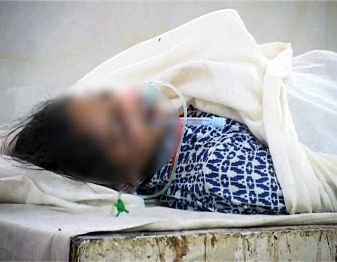 girl student of 12th class committed suicide irritating from the molestation