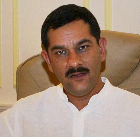 after the pressure from highcourt former central minister deposit the money