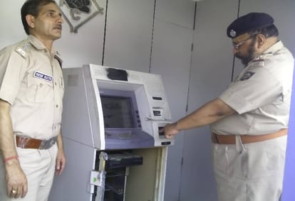8.68 Lakh Atm Theft at Kangra.