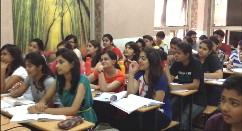 cap and dark clothes will not allow in aiims entrance exam