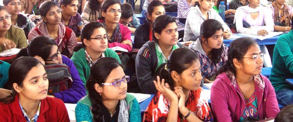 cap and dark clothes will not allow in aiims entrance exam