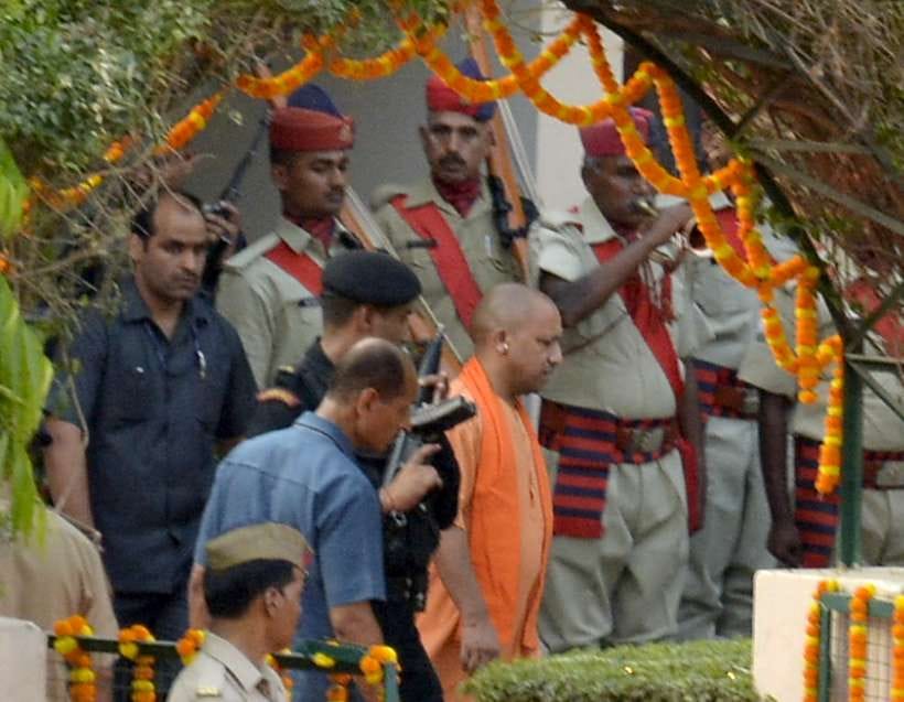 see the photos of cm yogi varanasi visit first day