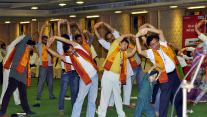 yogotsav in kanpur amar ujala event