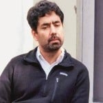 अपने भाई के साथ मुख्यमंत्री महबूबा
