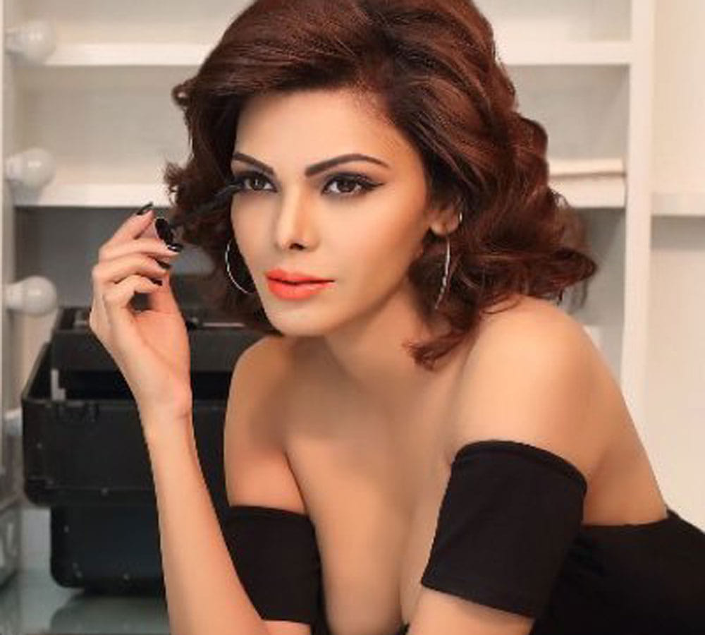 sheryln chopra bought new car cost of 87 lakh