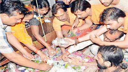 priest arrested for making video and photo of women devotees