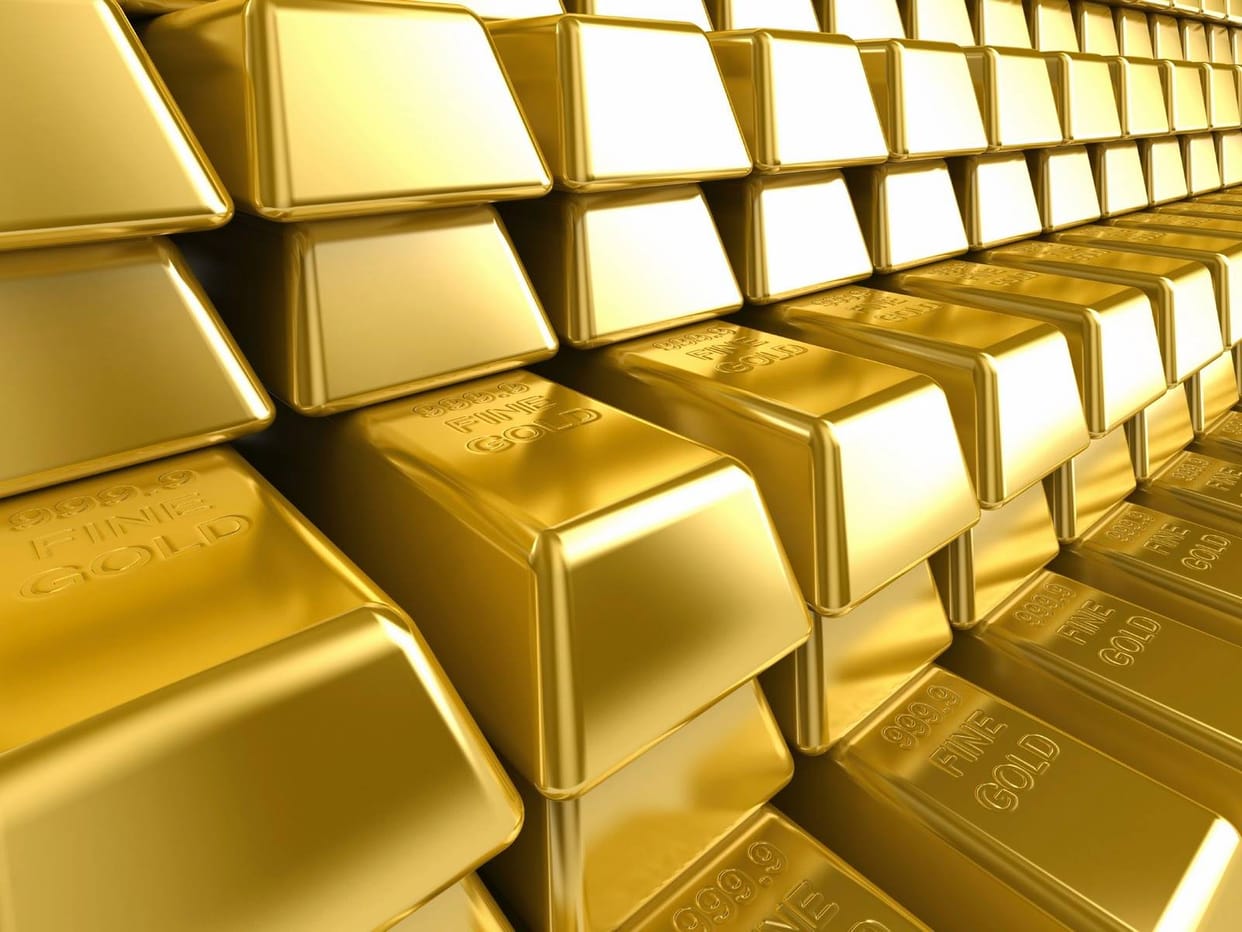 24 kg gold and 52 kg silver found in security company van at lucknow