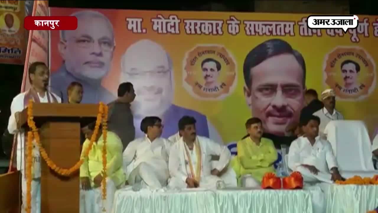 यूपी के डिप्टी सीएम दिनेश शर्मा