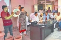 mc meeting, plastic potal, machine, gift, kurukshetra