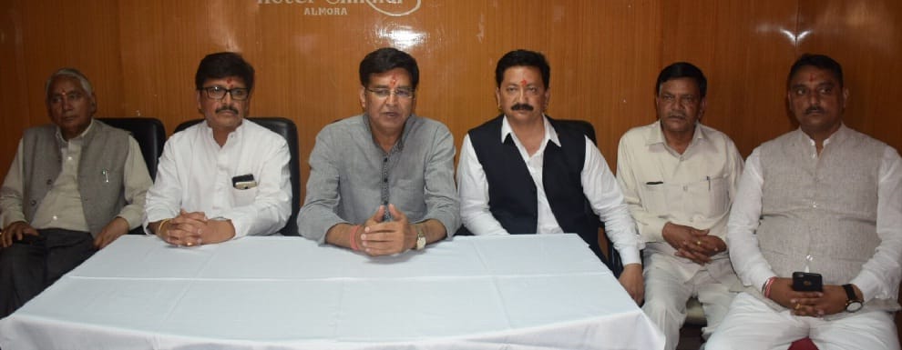  Congress will land on NH to scam: Pritam