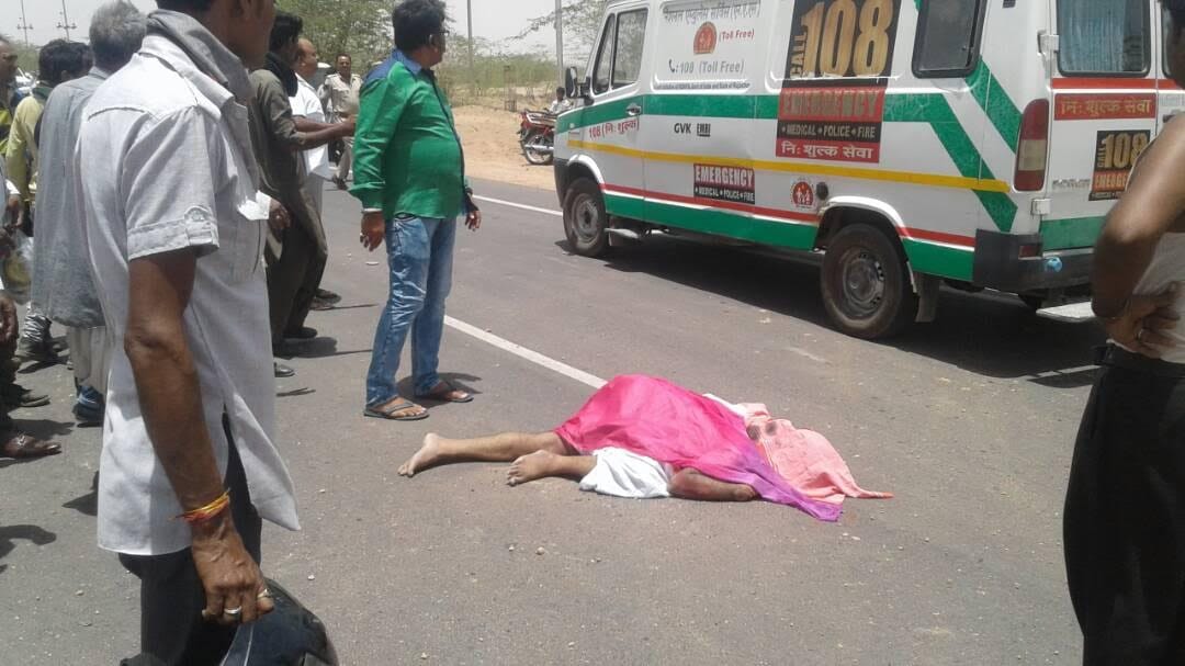 Schoolgirl killed by truck collision