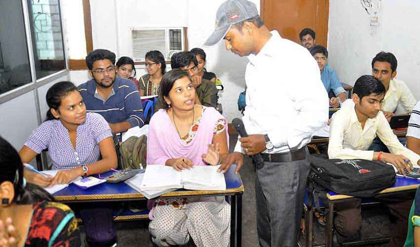 vacancies in government sector for the people of 56 years and more