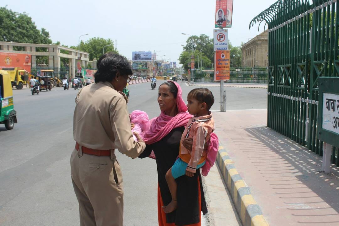 woman tried to commit suicide infront of vidhan sabha