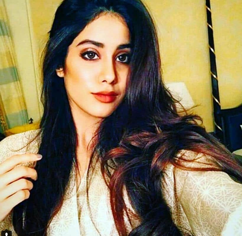 jhanvi kapoor finally break silence after her mother sridevi death