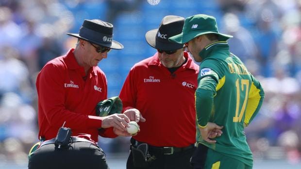 de villiers upset at ball condition query against england vs south africa 2nd ODI 
