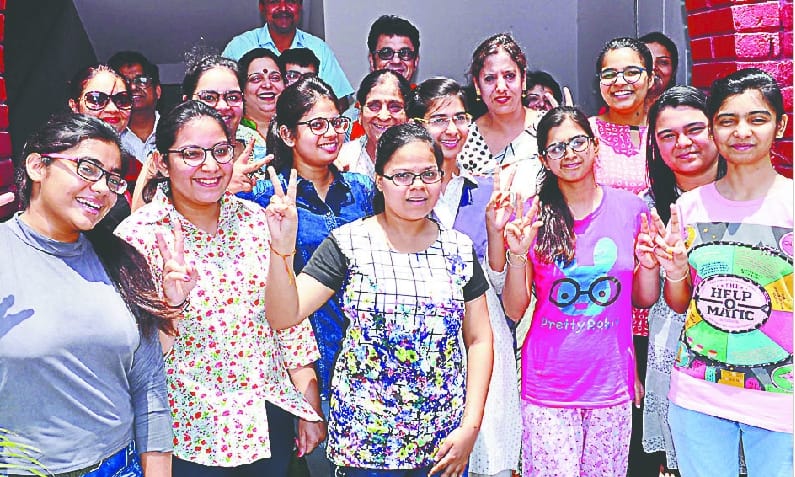 Bravo ! Daughters again wore success