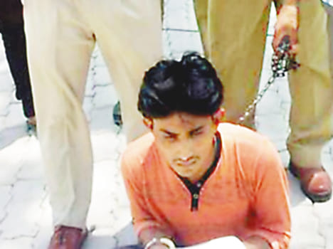 Interlocutor arrested with gun