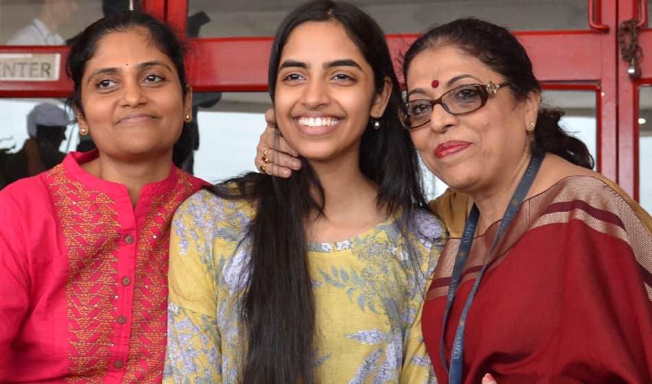 hrd minister prakash javadekar himself calls cbse 12th class topper raksha and informs her of result