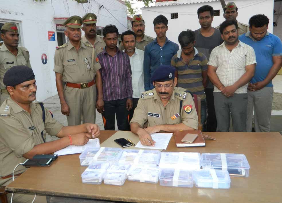bangladeshi resident arrested at chandauli with false document