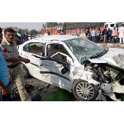 two car mishaping, wonam dead, ambala