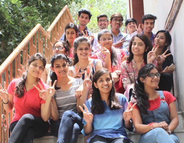 Girls Top, Amoh Bunny Third Tapar in Dehradun Region
