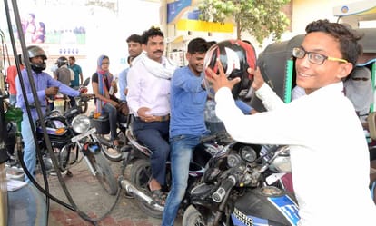 Bike rider alert, no helmet no fuel rules applied to Varanasi