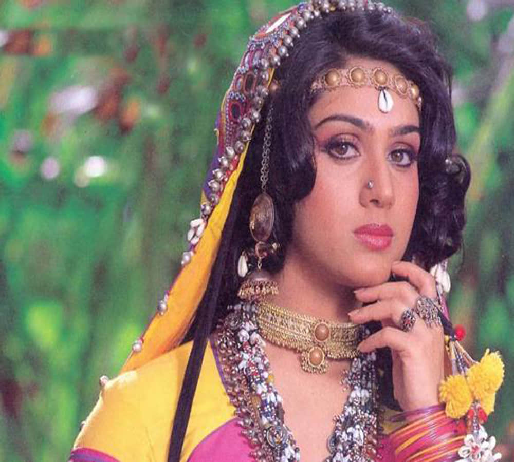 Meenakshi Seshadri bollywood journey and what about doing nowadays