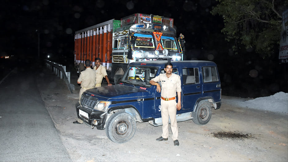  Recovery on Highway as a fake Transport Officer