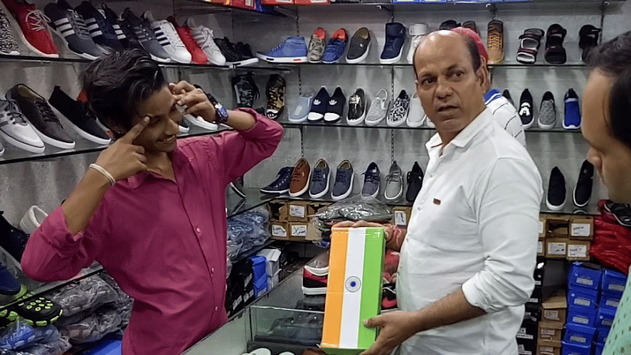 protest in kota due to shoe box 