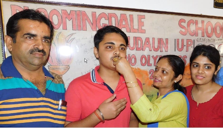 Time at the time of commerce became the district topper